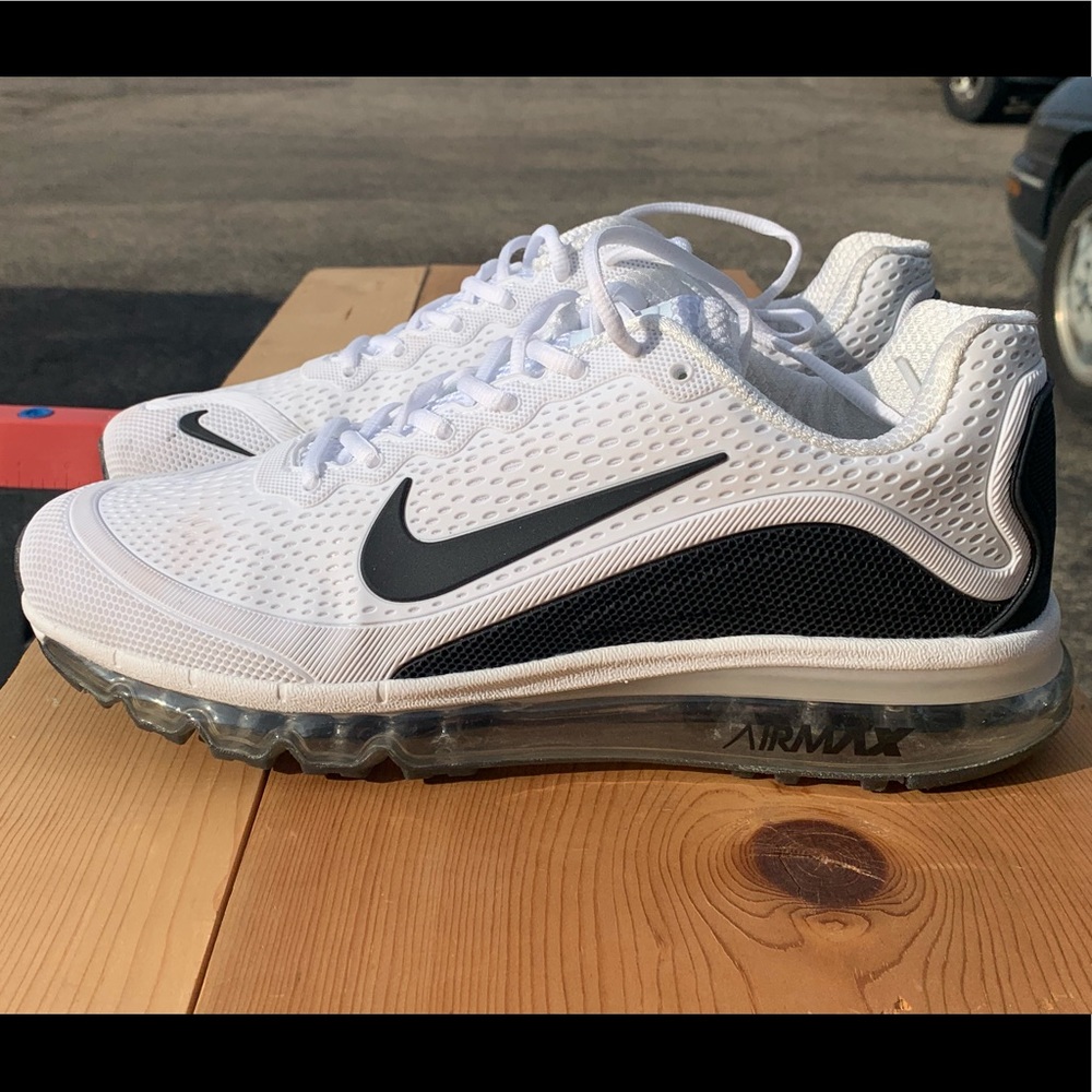 Nike Air Max 2017.5 Mens Size 10 NEW